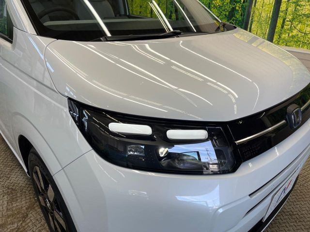 �yLED�w�b�h���C�g�z���V����ԑ��s�����ǍD�Ȏ��E���m�ۂ����S���ĉ^�]�ł��鍂�P�xLED�w�b�h���C�g�𑕔�!�_�����x�������A����d�͂��}�����Ă��܂��B