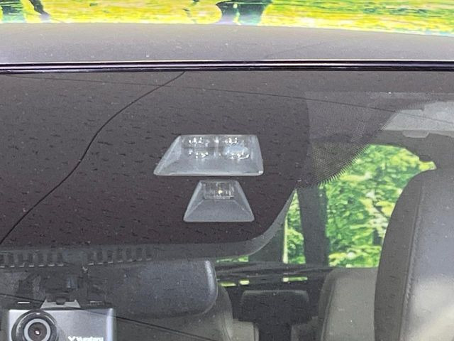 �y�X�}�[�g�V�e�B�u���[�L�T�|�[�g�z�ᑬ���s���ɑO���̎ԗ�����F�����A�Փ˂������Ȏ��͌x��ƃu���[�L�ŏՓˉ���Ɣ�Q�y�����A�V�X�g�B�����S�Ƀh���C�u�����y���݂��������܂��B