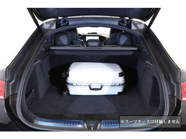 SUV�̗��֐��A�N�[�y�̔������AAMG�̃p�t�H�[�}���X�Ƃ����O�v�f��Z�������B�ꖳ��̑��݁B�ǂ�ȃV�[���ł����g����^���Ă������ʂ�1��ƂȂ��Ă���܂��B