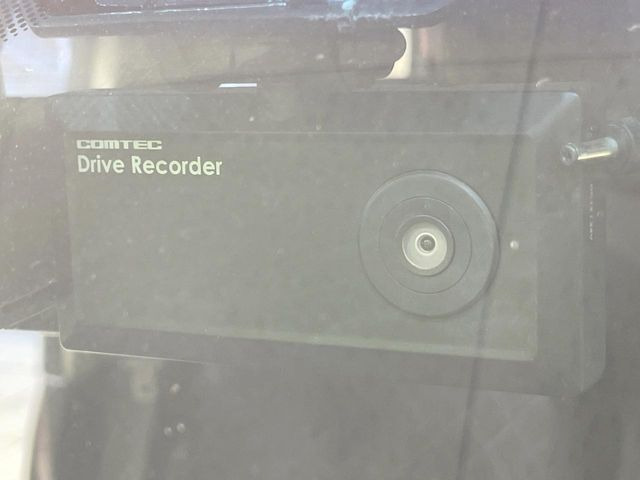 �y�h���C�u���R�[�_�[�z�h���C�u���R�[�_�[����!���s���͂������A������^�]�⎖�̂ɑ��������ہA�f���ŋL�^���A����̃��X�N�ɔ����܂��B���L�^�pSD�J�[�h�͂��q�l�����g�ł��������������K�v������܂��B