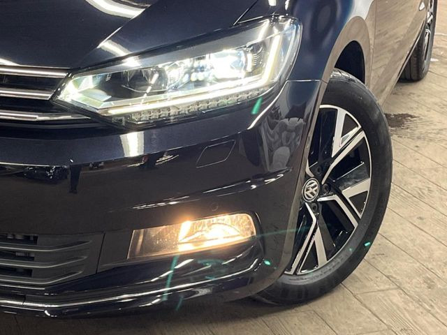 ��LED�w�b�h���C�g:��ԑ��s�����ǍD�Ȏ��E���m�ۂ����S���ĉ^�]�ł��鍂�P�xLED�w�b�h���C�g�𑕔�!�_�����x�������A����d�͂��}�����Ă��܂��B