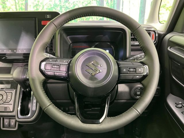 �y�����v�����X�e�A�����O�z�㎿�Ȋv���g�p���邱�ƂŁA��ɂ����������݂ƂĂ��^�]���₷���n���h���ł���