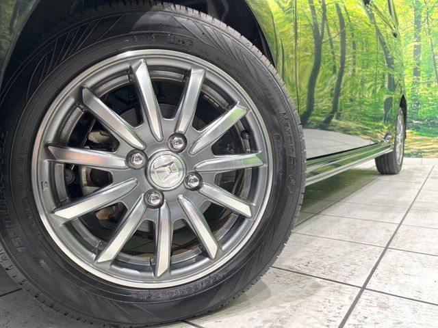 �y����14�C���`�A���~�z�C�[���z�O�ςɃ}�b�`���������A���~�z�C�[���𑕒����Ă���܂��B�e��ЊO�A���~�z�C�[����A�X�^�b�h���X�^�C�����戵�����Ă���܂��B���񂲑��k����������