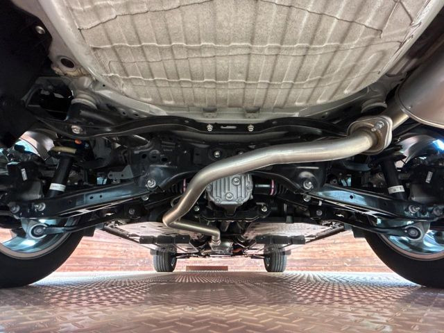 ����肪���ꂢ�Ȃ����ɁA�h�K���H�̎{�H���I�X�X���B�~��n��͂������A���ݕ��ɂ��Z���̕���A��Ń}�����E�E�B���^�[�X�|�[�c���������ɂ��D�]���������Ă���܂��B