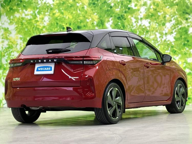 ノートオーラ1.2 G レザーエディション