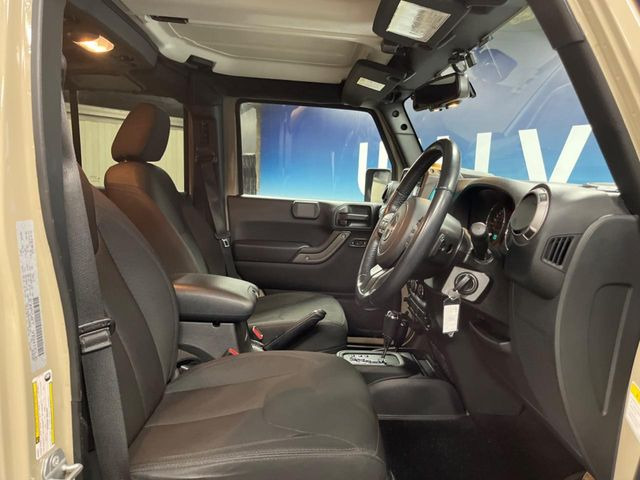 ���V�[�g�̎g�p��:�j��E�ւ�������Ȃ��A�����̒ʂ肫�ꂢ�ȏ�Ԃ��ێ����Ă���܂��B�܂��A�����N���[�j���O�E�R�[�e�B���O�����p�����������܂��B