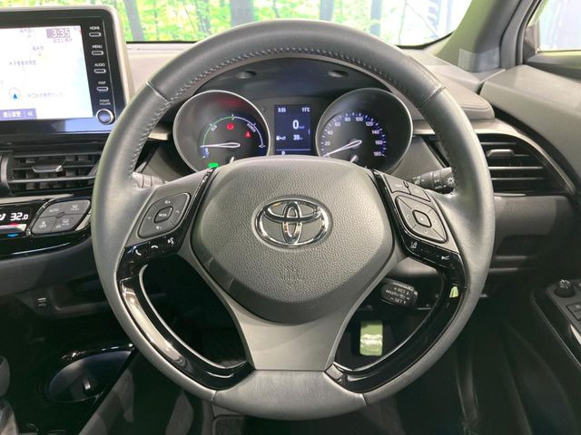 �y�����v�����X�e�A�����O�z�㎿�Ȋv���g�p���邱�ƂŁA��ɂ����������݂ƂĂ��^�]���₷���n���h���ł���