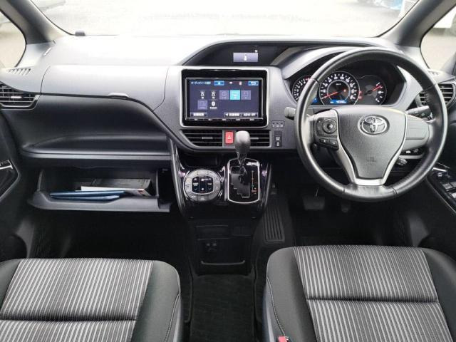 ヴォクシー2.0 ZS