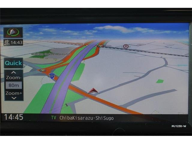 弊社はあいおいニッセイ同和損保代理店です。全営業社員が保険の募集人資格を取得しております。お気軽にご相談ください。