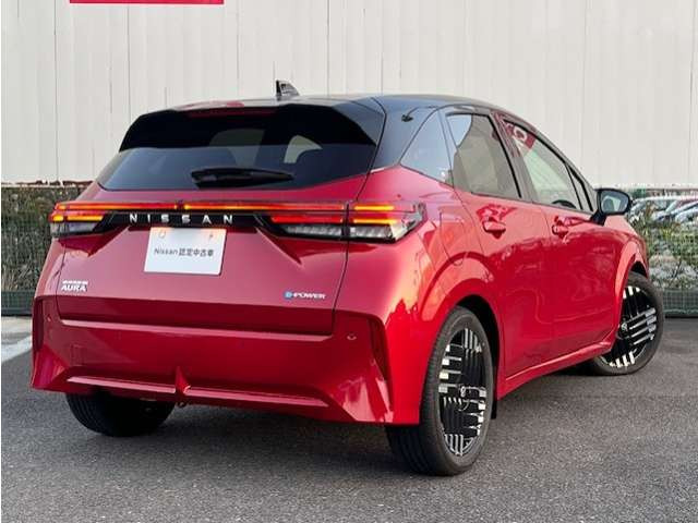 ノートオーラ1.2 G レザーエディション