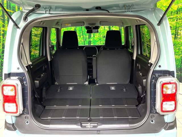 ���i�̂���������ʋ΁A���}���ɏ\���ȉ׎��X�y�[�X���m�ۂ��Ă���܂��B�Z�J���h�V�[�g��|���ƁA�傫�ȉו��̐ύڂ��\�ł���