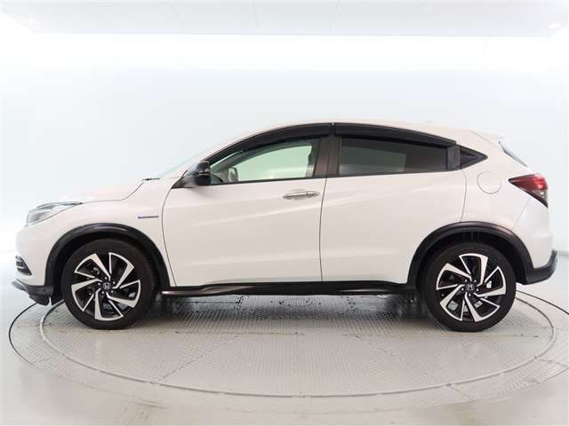 ヴェゼル1.5 ハイブリッド RS ホンダセンシング