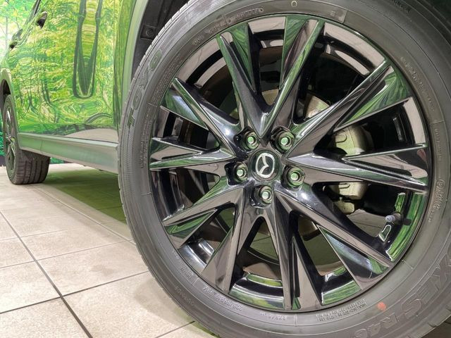 �y�O���[�h��p����19�C���`�A���~�z�C�[���z�f�U�C�����̍��������A���~�z�C�[���𑕒����Ă���܂��B�e��ЊO�A���~�z�C�[����A�X�^�b�h���X�^�C�����戵�����Ă���܂��B���񂲑��k����������