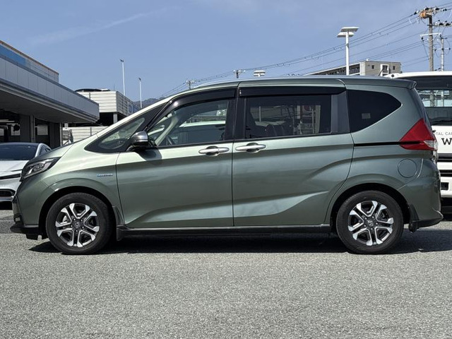 フリード1.5 ハイブリッド クロスター ホンダセンシング