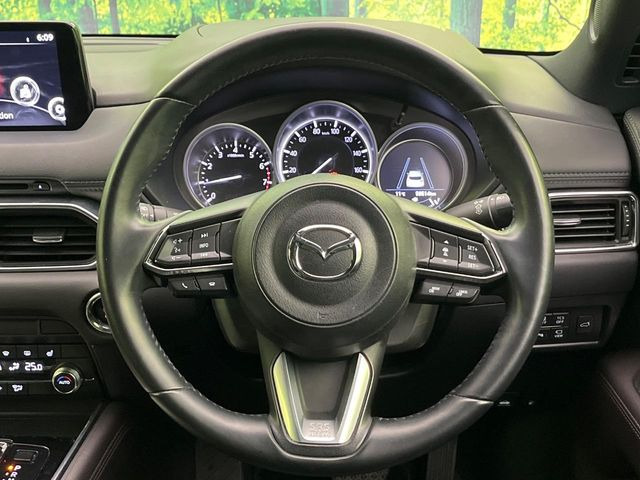 �y�����v�����X�e�A�����O�z�㎿�Ȋv���g�p���邱�ƂŁA��ɂ����������݂ƂĂ��^�]���₷���n���h���ł���