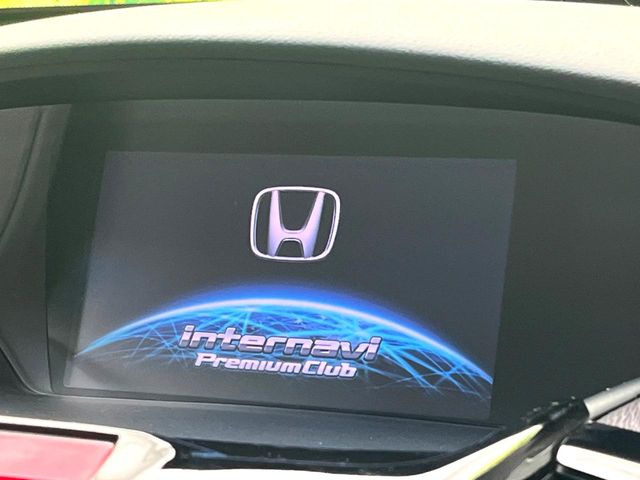 �y���[�J�[�����i�r�z�C���e���A�ɗn�����ރX�^�C���b�V���ȁu��p�݌v�v���[�J�[�i�r�𑕔��􎋔F���⑀�쐫�ȂǊ�{���\�ɂ��D��A���㎿�ȃJ�[���C�t�����y���݂��������܂��B