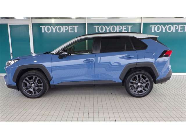 RAV42.0 アドベンチャー 4WD