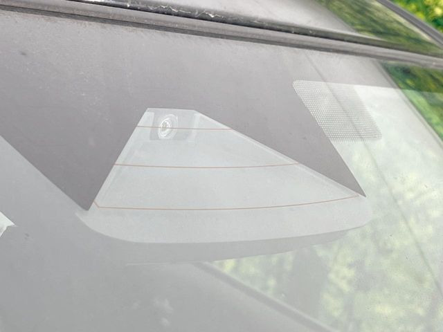 �y�X�Y�L �Z�[�t�e�B�T�|�[�g�z���s���ɑO���̎ԗ�����F�����A�Փ˂������Ȏ��͌x��ƃu���[�L�ŏՓˉ���Ɣ�Q�y�����A�V�X�g�B�����S�Ƀh���C�u�����y���݂��������܂��B