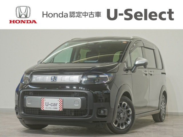 フリード1.5 e:HEV クロスター