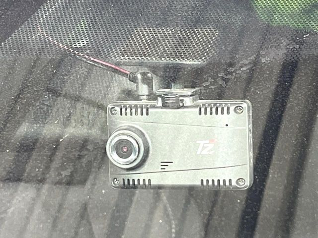 �y�h���C�u���R�[�_�[�z���S�E���S�ȃJ�[���C�t�ɕK�{�̃h���C�u���R�[�_�[�𑕔�!���s���͂������A������^�]�⎖�̂ɑ��������ۂ̏󋵂��f���ŋL�^���A����̃��X�N�ɔ����܂��B