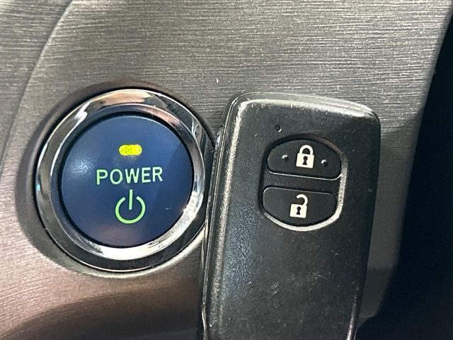 �y�X�}�[�g�L�[�z�J�o����|�P�b�g�ɓ��ꂽ�܂܂ł��h�A�̎{���E�������\�ȃX�}�[�g�L�[�𑕔��B�G���W���̃I���E�I�t�����J�M�����o���K�v����������Ƃ��Ă��֗��ł���