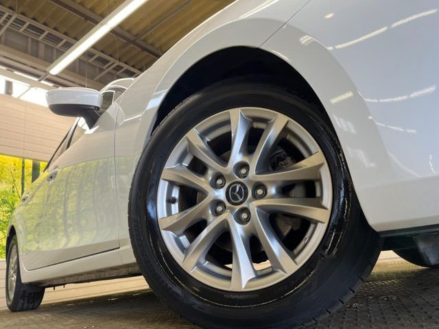 �y����16�C���`�A���~�z�C�[���z�O�ςɃ}�b�`���������A���~�z�C�[���𑕒����Ă���܂��B�e��ЊO�A���~�z�C�[����A�X�^�b�h���X�^�C�����戵�����Ă���܂��B���񂲑��k����������