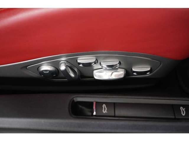 �������[�t��18Way�d���A�_�v�e�B�u�X�|�[�c�V�[�g���œK�ȃh���C�r���O�|�W�V������񋟂��܂��B