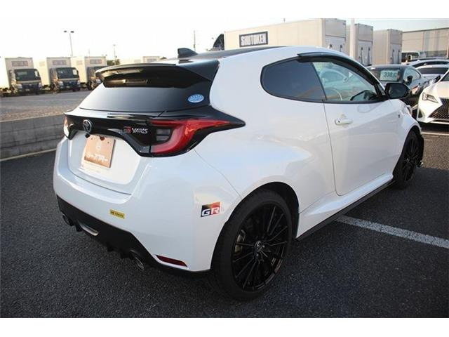 ���Ǝҗl�ւ̔̔��͂��f�肳���Ă��������܂��B �Ԍ������ԗ��̏ꍇ�́A�Ԍ����擾�������x�������z�ŕ\�����Ă���܂��B