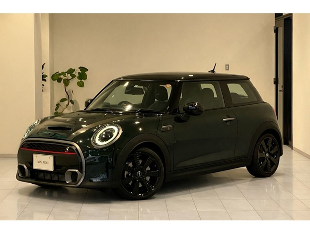 ミニクーパー S レゾリュート エディション DCT