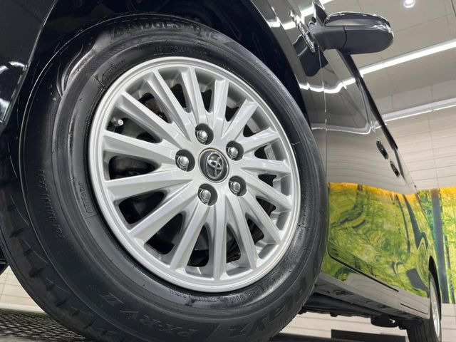 �y�����A���~�z�C�[���z�f�U�C�����̍��������A���~�z�C�[���𑕒����Ă���܂��B�e��ЊO�A���~�z�C�[����A�X�^�b�h���X�^�C�����戵�����Ă���܂��B���񂲑��k����������