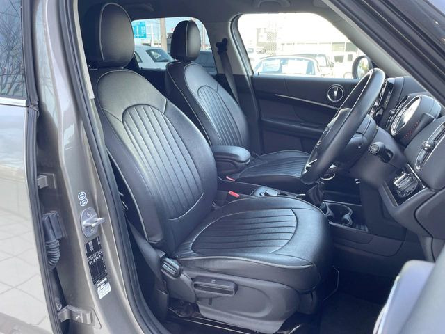 ���V�[�g�̎g�p��:�j��E�ւ�������Ȃ��A�����̒ʂ肫�ꂢ�ȏ�Ԃ��ێ����Ă���܂��B�܂��A�����N���[�j���O�E�R�[�e�B���O�����p�����������܂��B