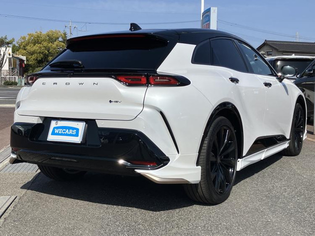 クラウンスポーツ2.5 Z E-Four 4WD