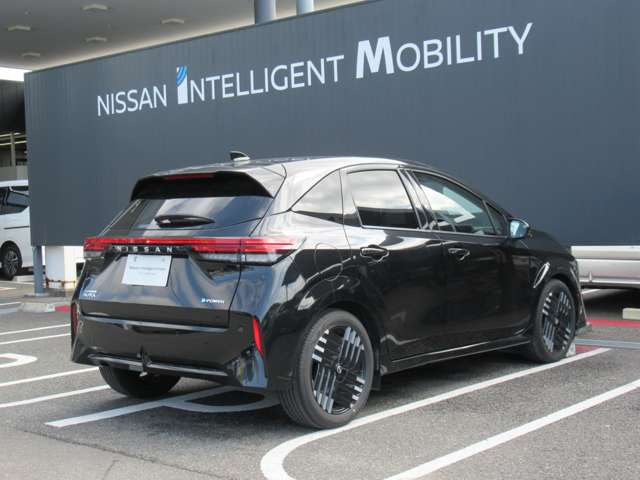 ノートオーラ1.2 G レザーエディション