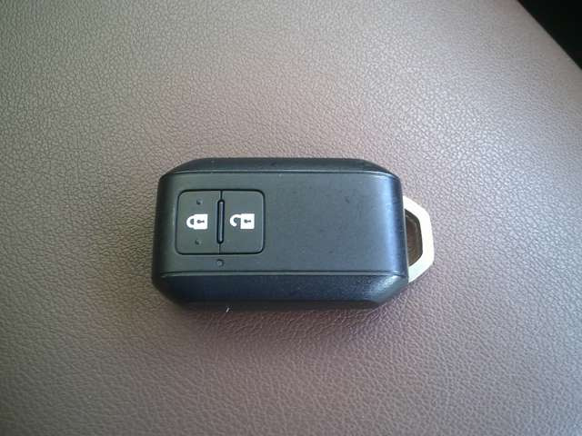 ���L�[�t���[�V�X�e���������R���L�[���g�т��Ă���΃L�[���|�P�b�g�Ȃǂ���o���Ȃ��Ă��h�A�̎{���E��������уG���W���n�����o���܂�!