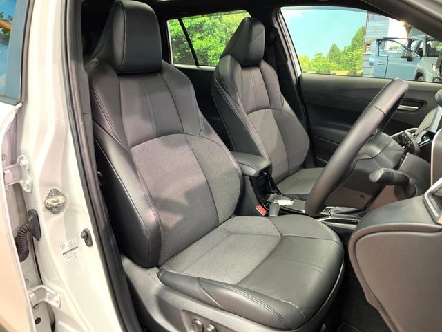 �y�n�[�t���U�[�V�[�g�z�������ƍ���S�n�𗼗������l�C�̃V�[�g���w�ʁE���ʂ̃t�@�u���b�N�f�ނ́A�ʋC���̗ǂ��⊊��ɂ����ɗD��Ă��܂��B�C���╞���ɍ��E���ꂸ���K�ɂ���肢�������܂��B