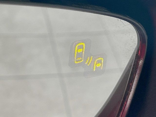 �y�u���C���h�X�|�b�g���j�^�����O�z���s���A�h�A�~���[�̎��p�ɂȂ�₷���ӏ��Ɍ㑱�Ԃ��ڋ߂���ƃT�C�h�~���[�t�߂Ɍx����\���A�h���C�o�[�ɒ��ӊ��N�����Ă���܂��B