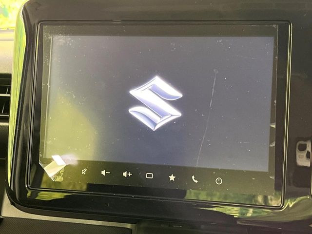 �y����9�^�f�B�X�v���C�I�[�f�B�I�z���莝���̃X�}�[�g�t�H���Ƃ̘A�g�ŁA�i�r�≹�y�Đ��ȂǊe��A�v�����g�p�\�B�X�}�z�ɋ߂����o�ł��g�����������܂���