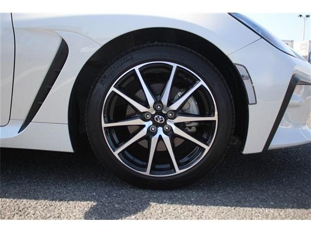 ���Ǝҗl�ւ̔̔��͂��f�肳���Ă��������܂��B �Ԍ������ԗ��̏ꍇ�́A�Ԍ����擾�������x�������z�ŕ\�����Ă���܂��B