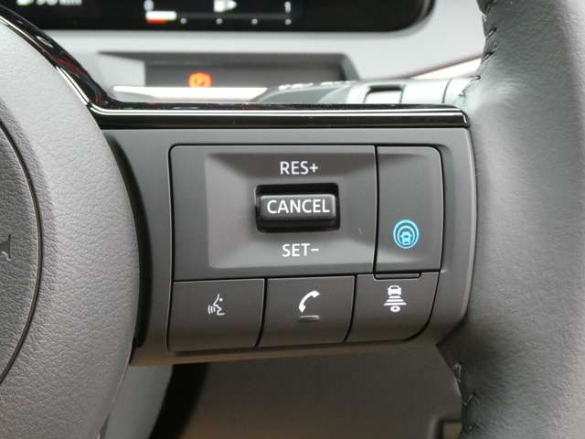 �A�_�v�e�B�u�N���[�Y�R���g���[������!�Ǐ]���ō������H�����S�ł���