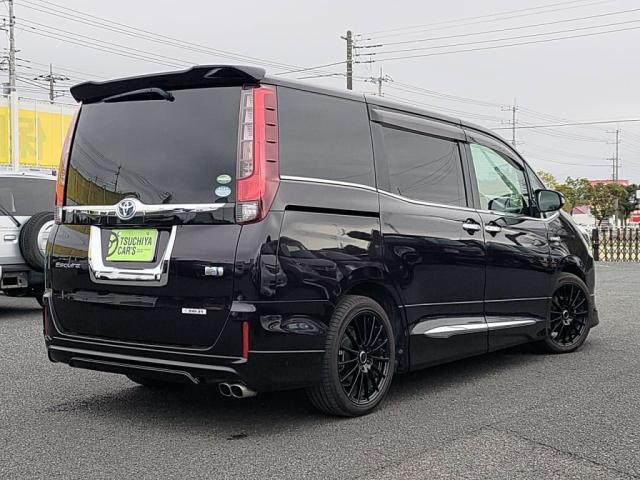 エスクァイアハイブリッド1.8 Gi