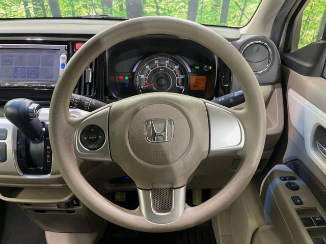 �y�X�e�A�����O�X�C�b�`�z�^�]���A�O������ڐ������炷���ƂȂ��A�I�[�f�B�I���̑��삪�\�ȕ֗��@�\!���S&���K�ȃh���C�u�����o���Ă���܂���