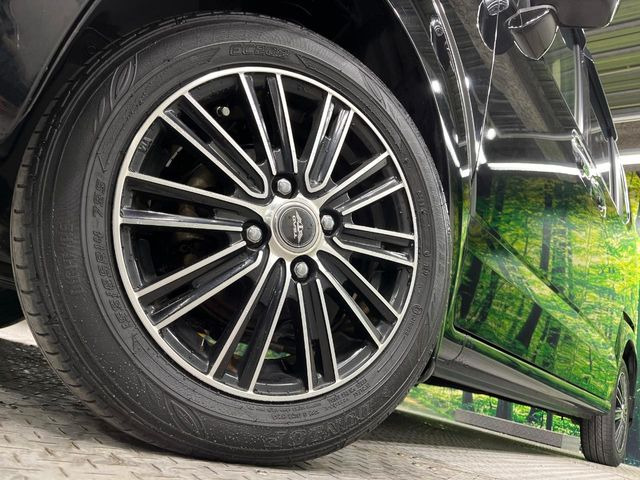 �y15�C���`�A���~�z�C�[���z�O�ςɃ}�b�`�����A���~�z�C�[���𑕒����Ă���܂��B�e��A���~�z�C�[����A�X�^�b�h���X�^�C�����戵�����Ă���܂��B���񂲑��k����������