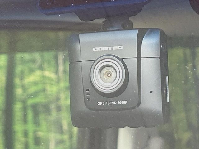 �y�h���C�u���R�[�_�[�z�h���C�u���R�[�_�[����!���s���͂������A������^�]�⎖�̂ɑ��������ہA�f���ŋL�^���A����̃��X�N�ɔ����܂��B���L�^�pSD�J�[�h�͂��q�l�����g�ł��������������K�v������܂��B