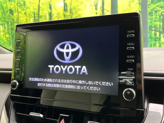 �y10.5�C���` �f�B�X�v���C�I�[�f�B�I�z���ʂ̃f�B�X�v���C��AppleCarPlay��AndroidAuto�����p�\�B�傫�ȉ�ʂŃX�}�z�i�r�A�v���������p���������܂���