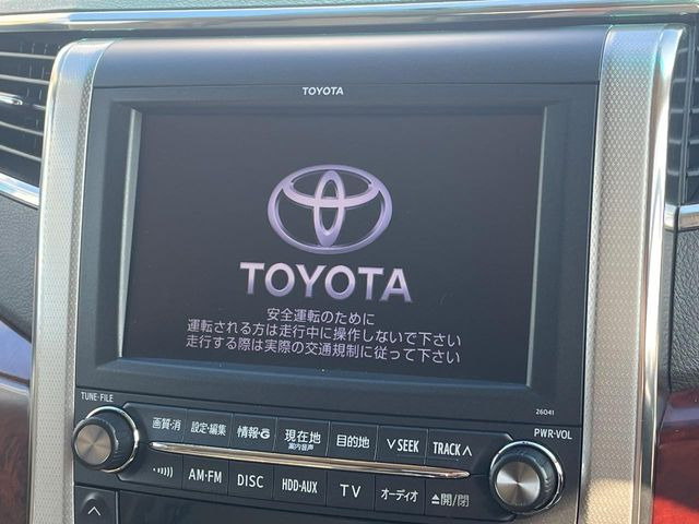 �y�����i�r�z�l�C�̏����i�r�𑕔����Ă���܂��B�i�r�̎g���₷���͂������A�I�[�f�B�I�@�\���[��!�L�����v�◷�s�͂������A�ʋ΂┃�����ȂǕ��i�̃h���C�u���y�����Ȃ�͂���