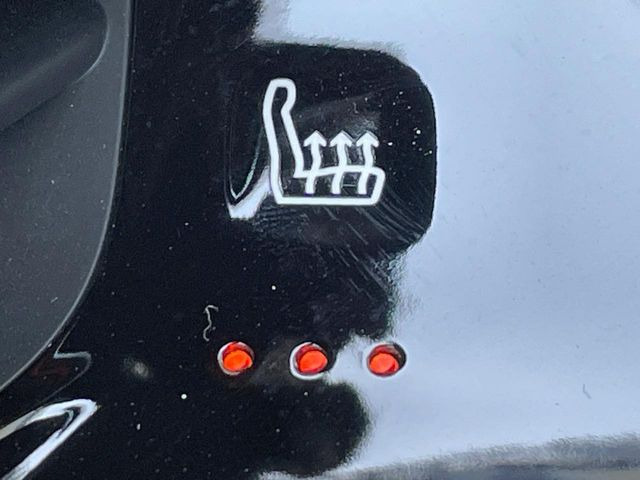 ���t�����g�V�[�g�q�[�e�B���O:�^�]�ȁE����ȋ��ɎO�i�K�Œ��߂��\�ȃV�[�g�q�[�^�[�𑕔����Ă���܂��B�G�߂��킸���K�ɂ��g�p���������܂��B