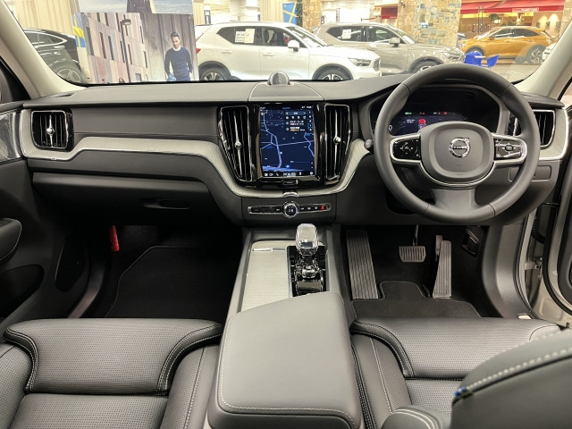 XC60ウルトラ B5 AWD 4WD