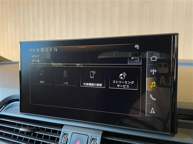 Q5スポーツバックSライン ダイナミック エディション ディーゼル 4WD