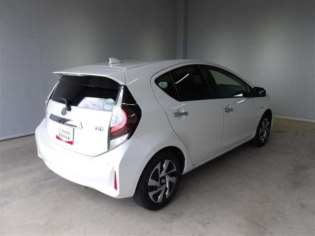 アクア1.5 S スタイルブラック