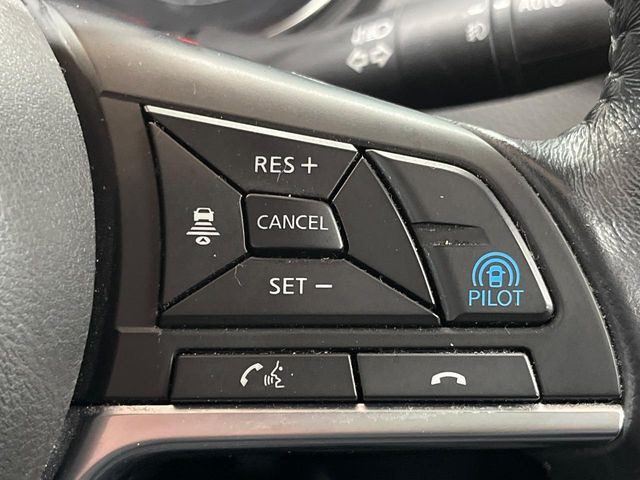 �y�v���p�C���b�g�z�������H�ł̒��������s���y��!!�a�؎��Ə��񑖍s�̃V�[���ŁA�A�N�Z���E�u���[�L�E�X�e�A�����O�������Ő��䂵�A�������^�]�̕��S���y�����Ă���܂���